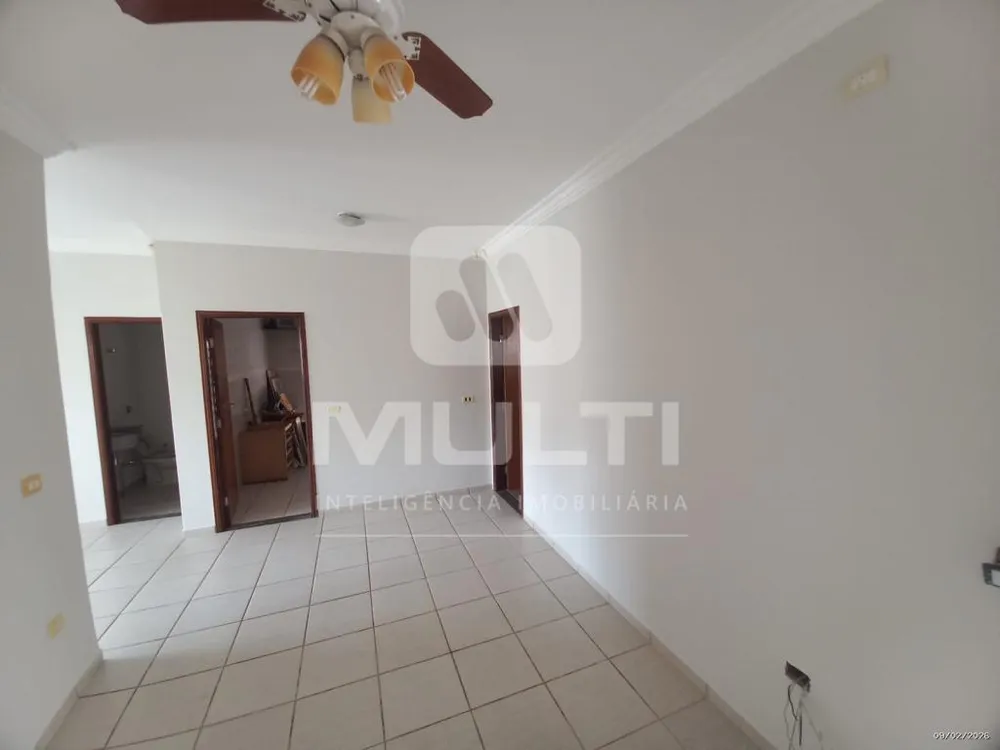 Casa, 3 quartos, 250 m² - Foto 4