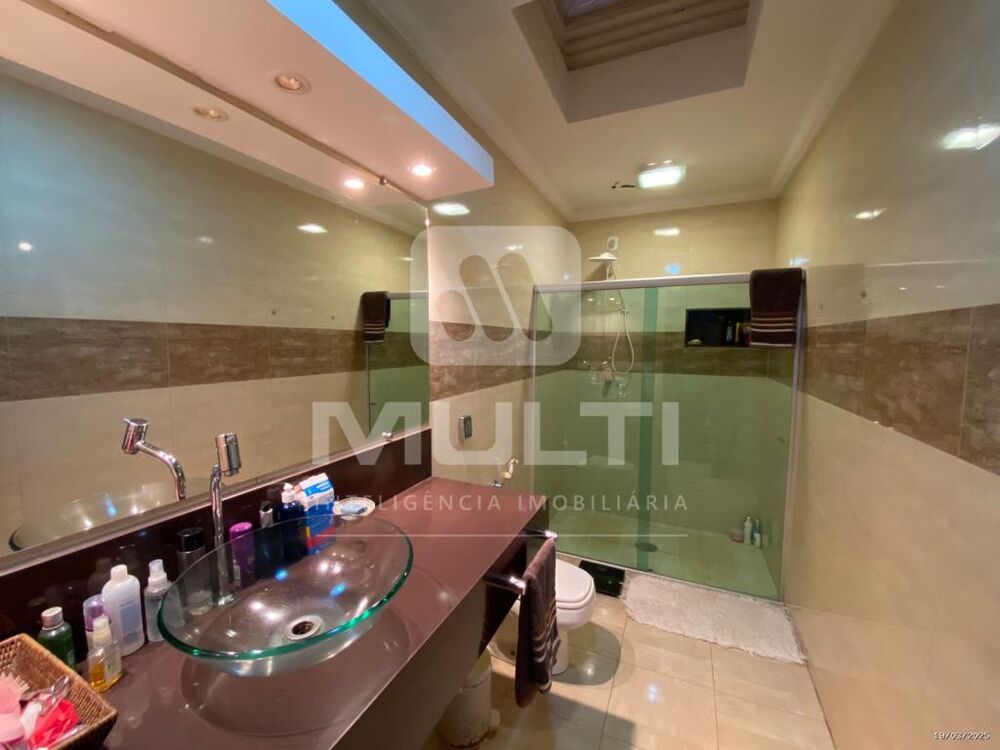 Casa, 3 quartos, 240 m² - Foto 4
