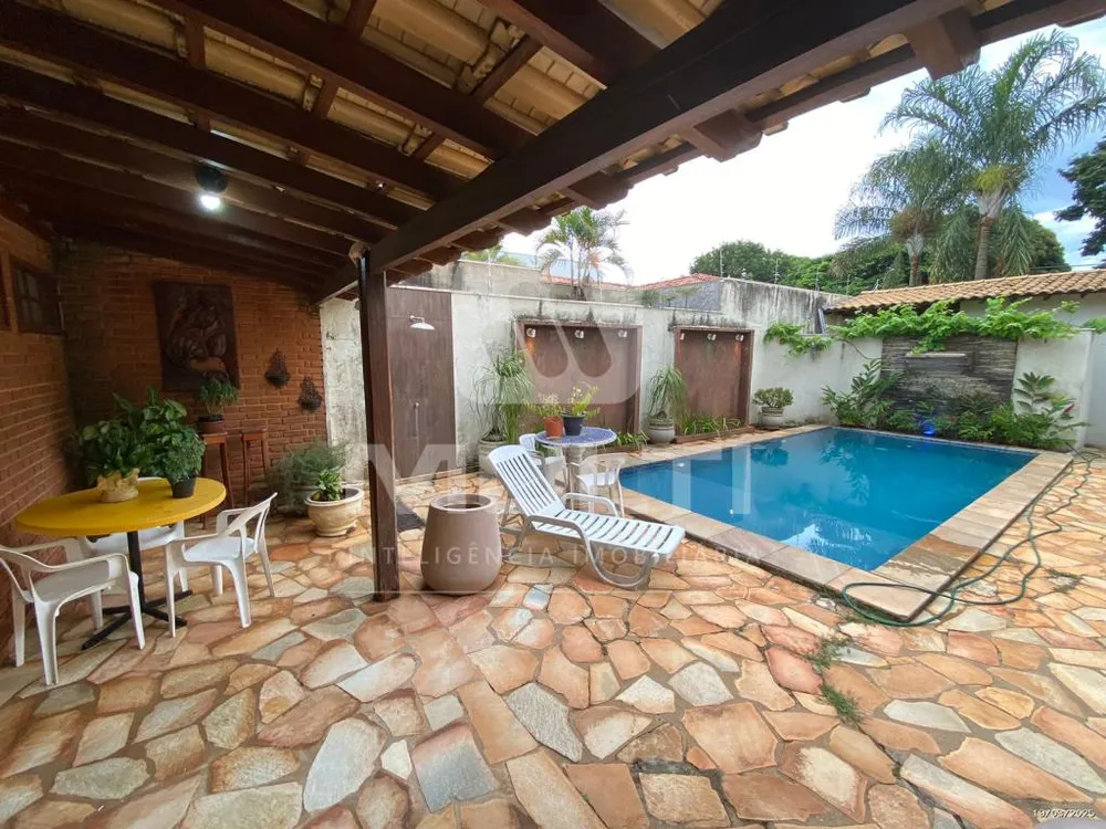 Casa, 3 quartos, 240 m² - Foto 10