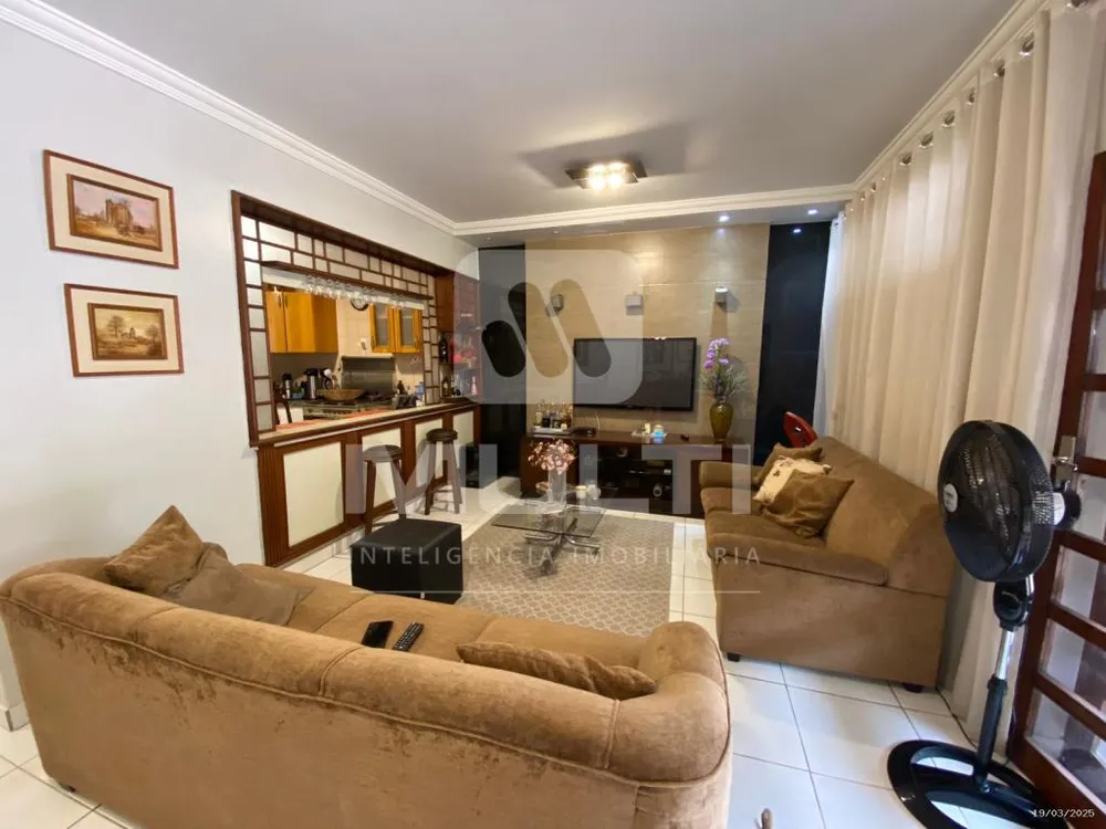 Casa, 3 quartos, 240 m² - Foto 2
