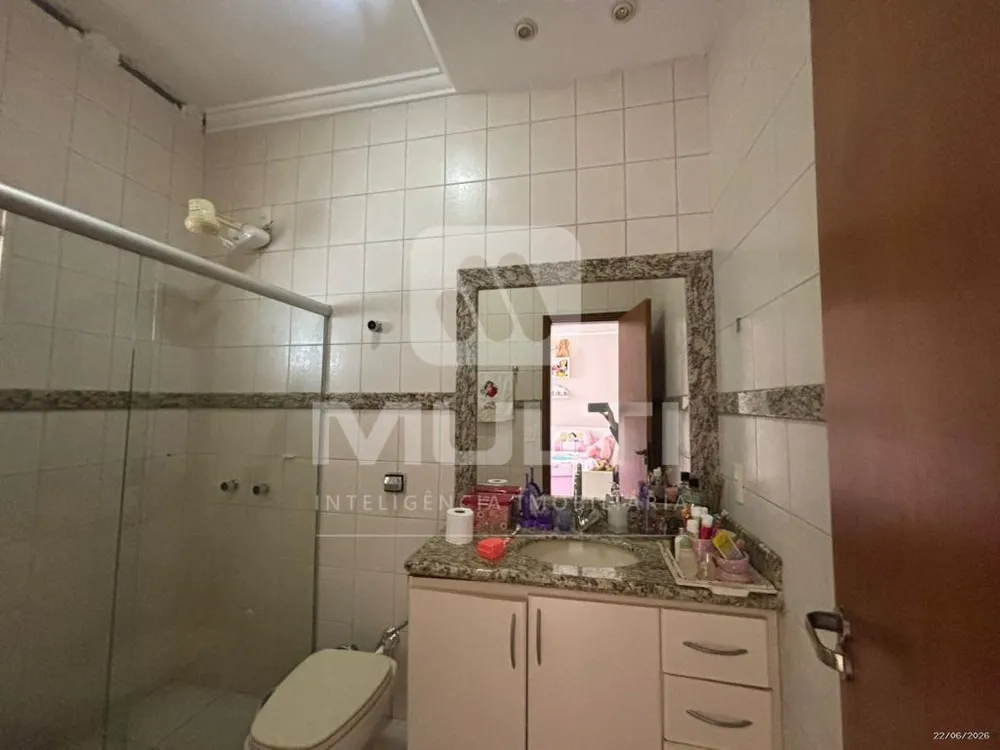 Casa, 3 quartos, 219 m² - Foto 6
