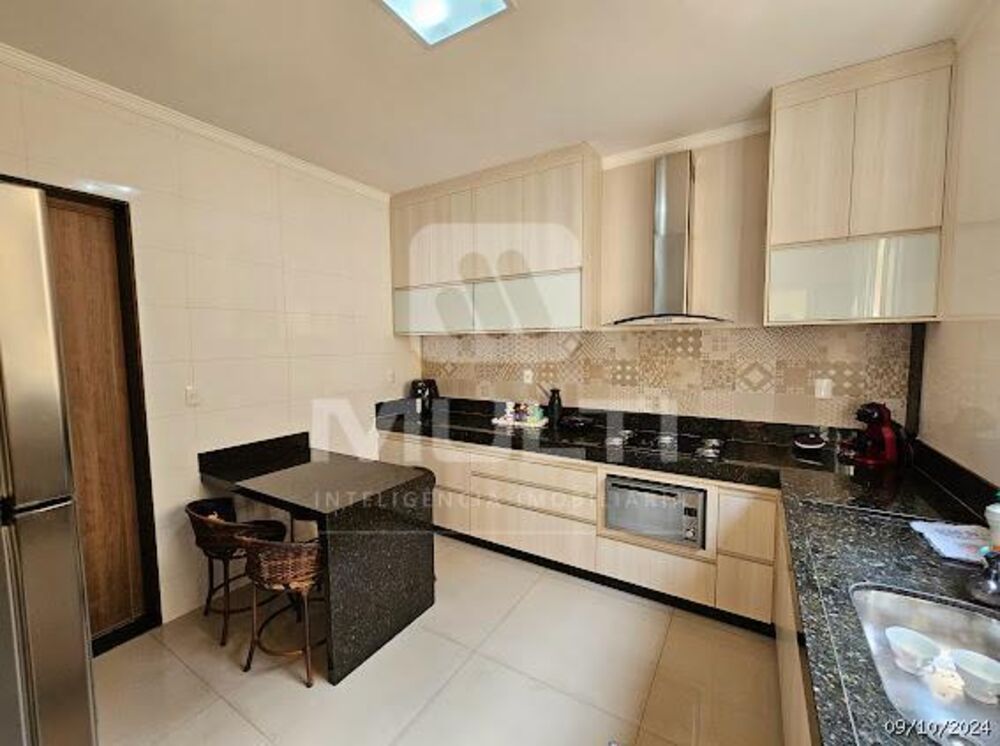 Casa, 3 quartos, 230 m² - Foto 18