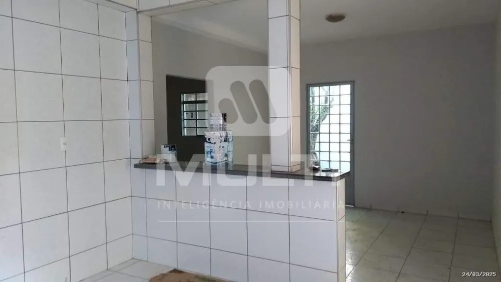 Casa, 5 quartos, 240 m² - Foto 3