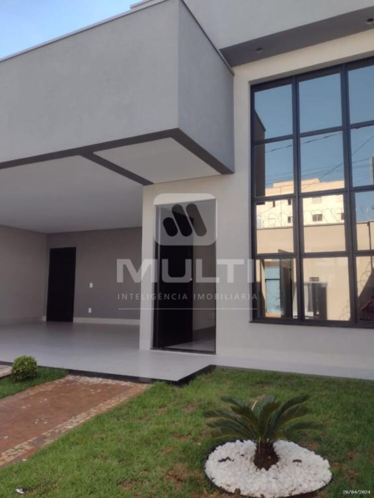 Casa, 3 quartos, 162 m² - Foto 1