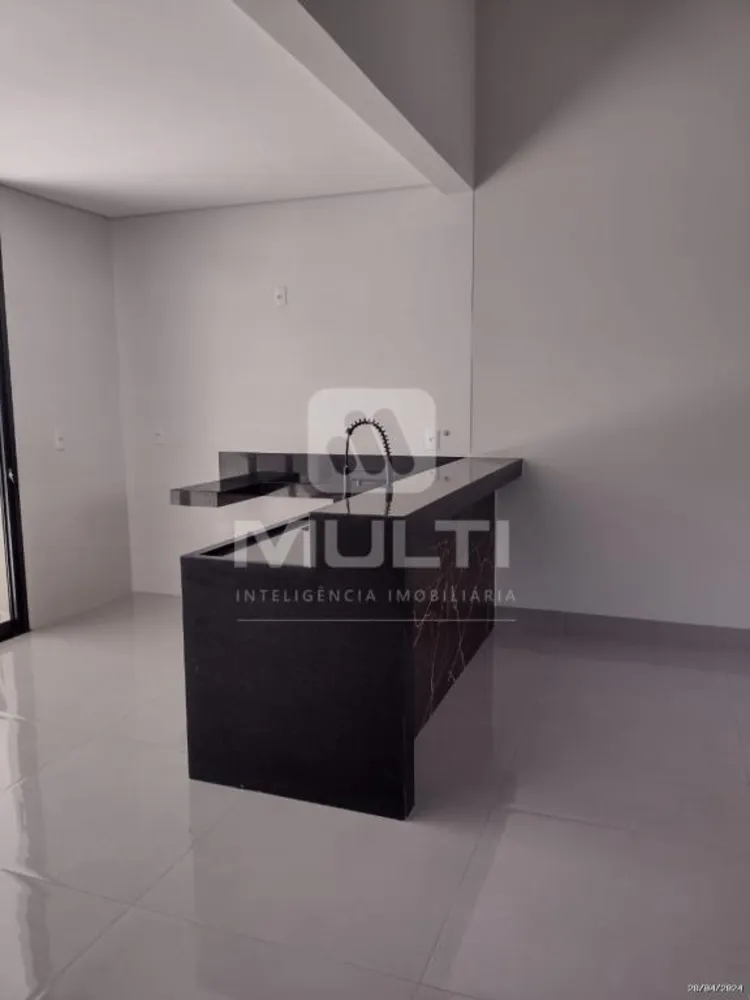 Casa, 3 quartos, 162 m² - Foto 4