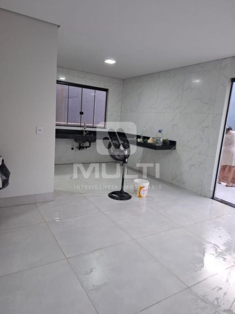 Casa, 3 quartos, 130 m² - Foto 2