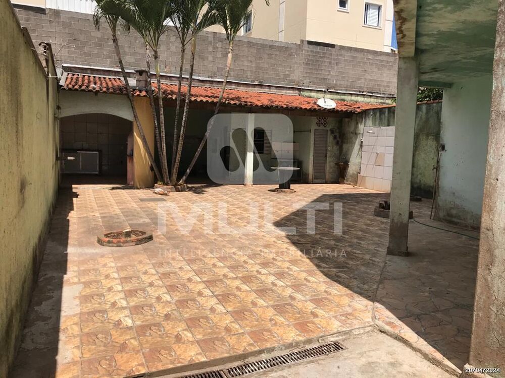 Casa, 4 quartos, 250 m² - Foto 2