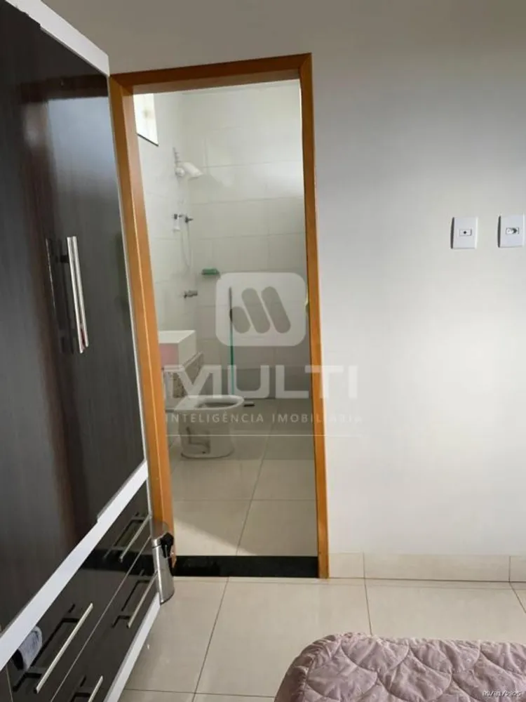 Casa, 4 quartos, 240 m² - Foto 14