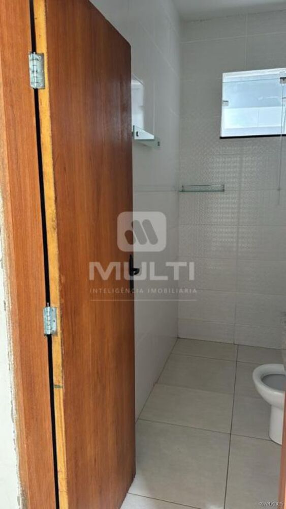 Casa, 4 quartos, 240 m² - Foto 25