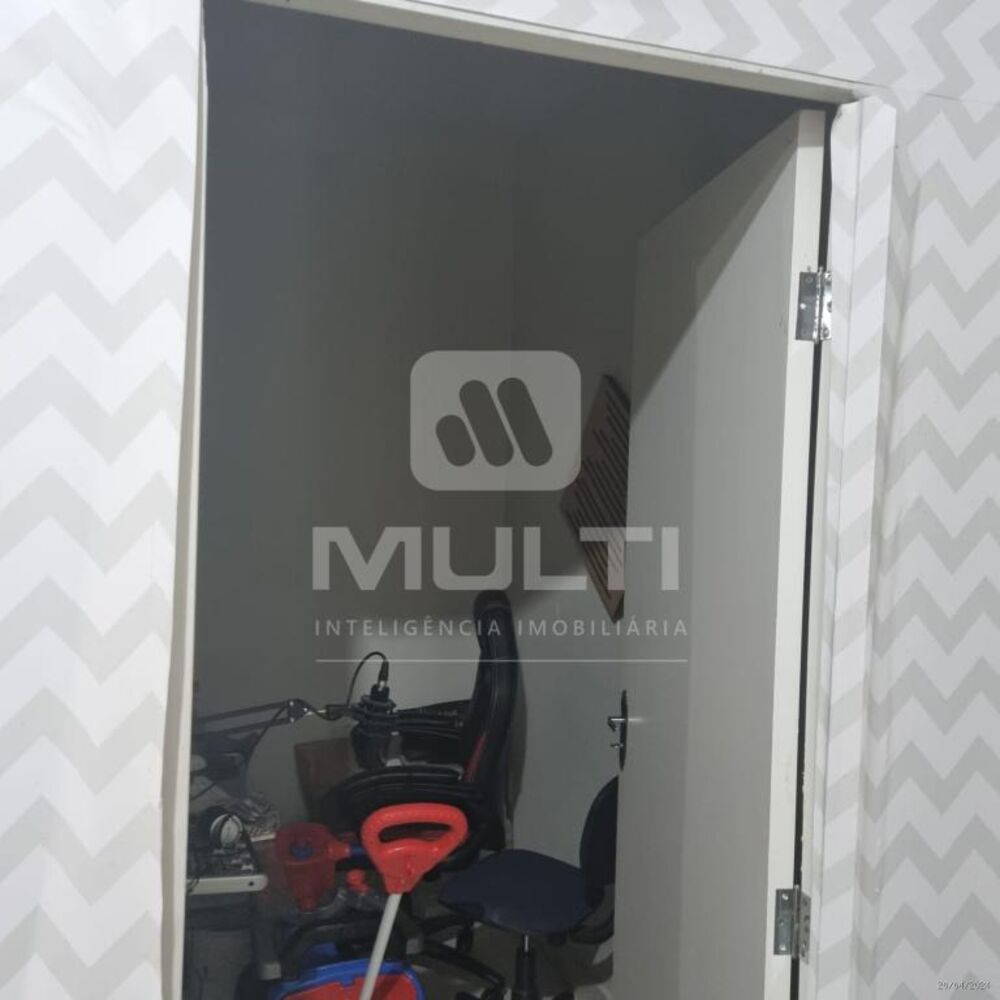 Apartamento à venda com 2 quartos, 58m² - Foto 4