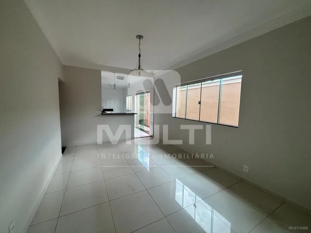 Casa, 4 quartos, 261 m² - Foto 2