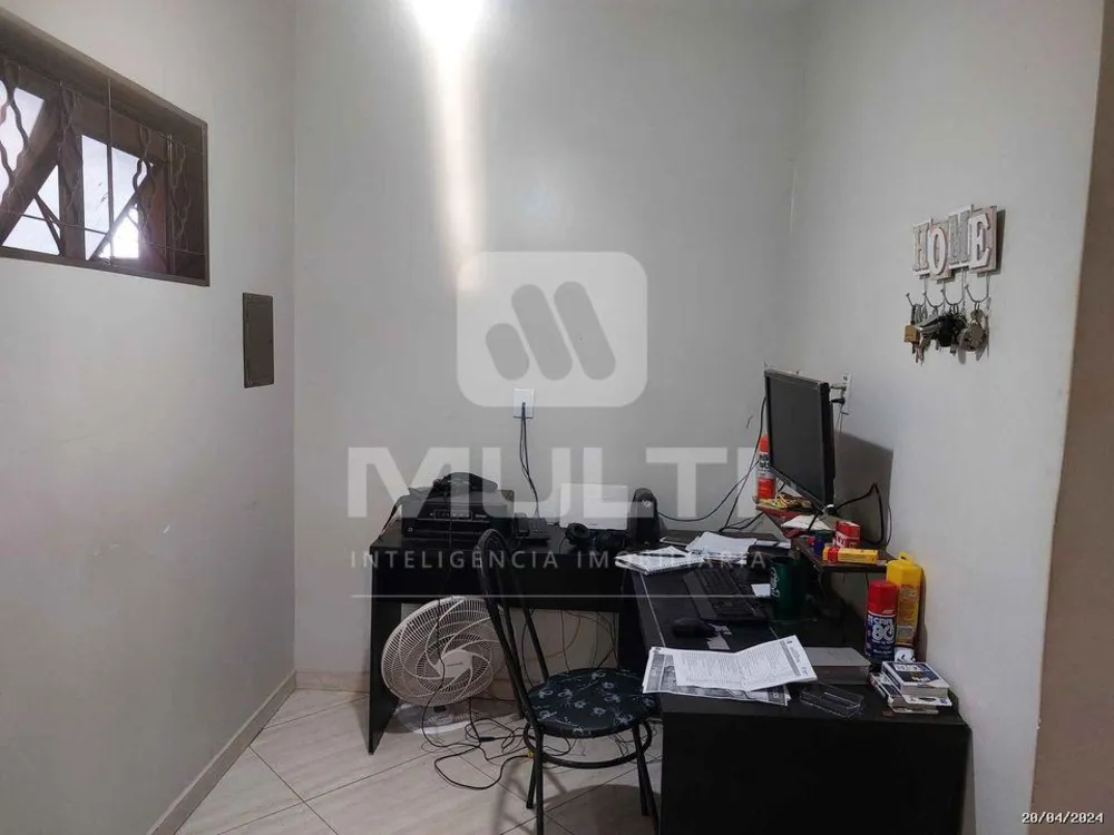 Casa, 5 quartos, 225 m² - Foto 4