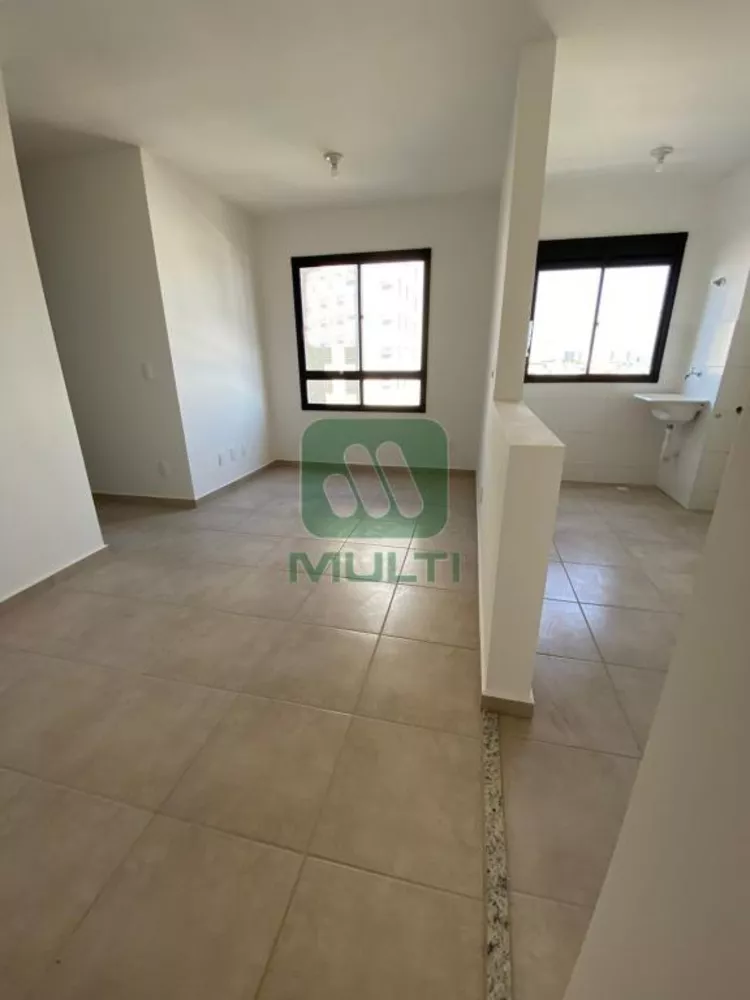 Apartamento à venda com 2 quartos, 48m² - Foto 1