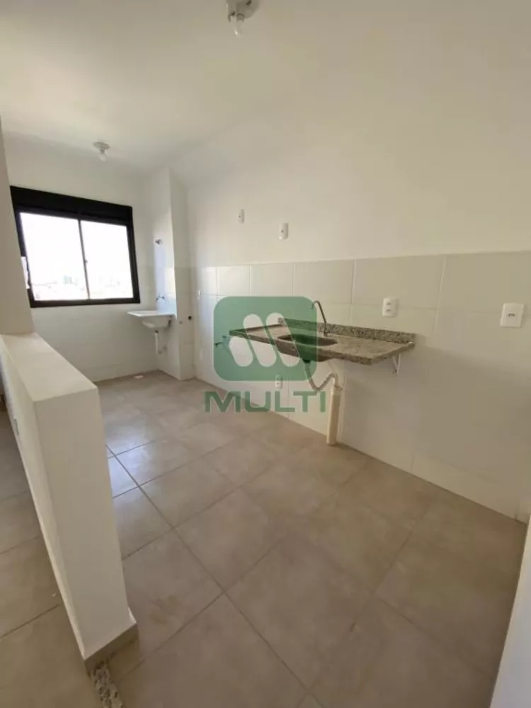 Apartamento à venda com 2 quartos, 48m² - Foto 4