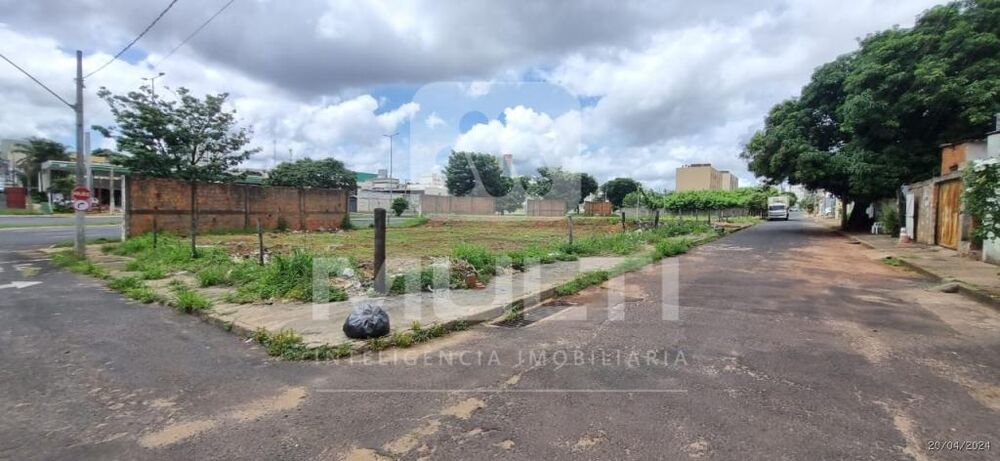 Loteamento e Condomínio - Foto 4