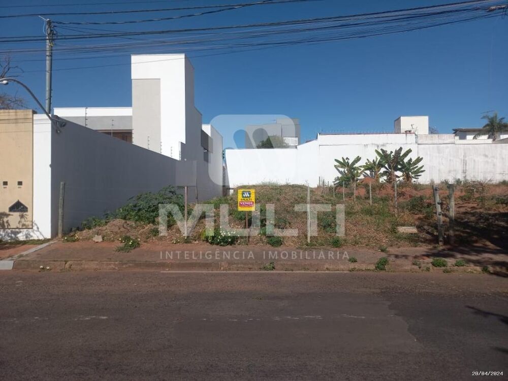 Terreno, 300 m² - Foto 1