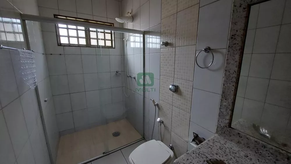 Casa à venda com 5 quartos, 276m² - Foto 9