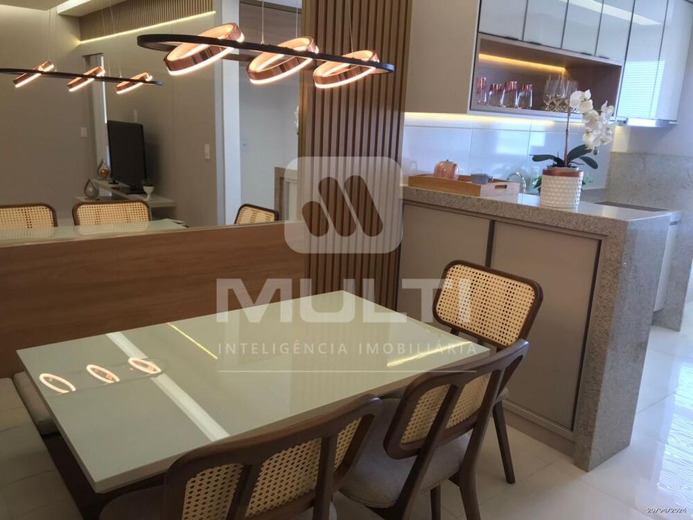 Apartamento à venda com 2 quartos, 62m² - Foto 6