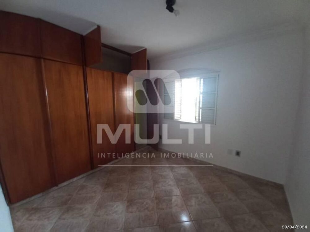 Casa, 3 quartos, 293 m² - Foto 26