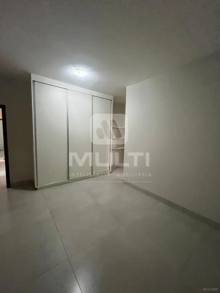 Casa, 3 quartos, 132 m² - Foto 3