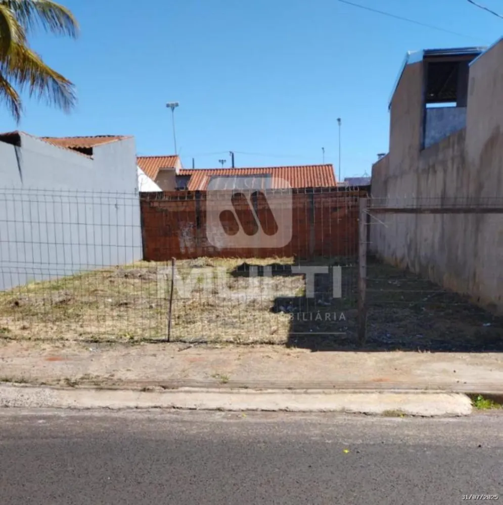 Terreno, 240 m² - Foto 1
