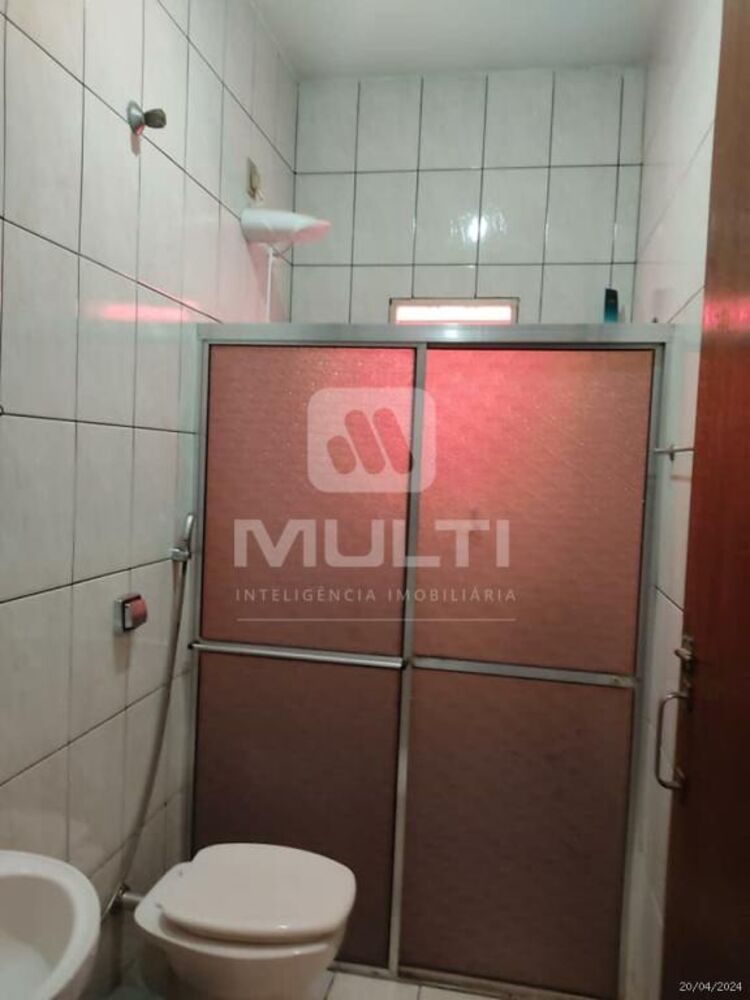 Casa à venda com 3 quartos, 164m² - Foto 3