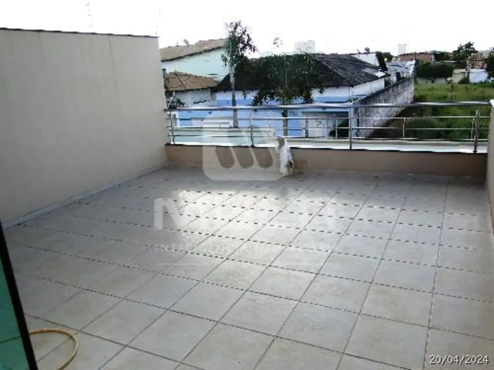 Casa, 3 quartos, 270 m² - Foto 8