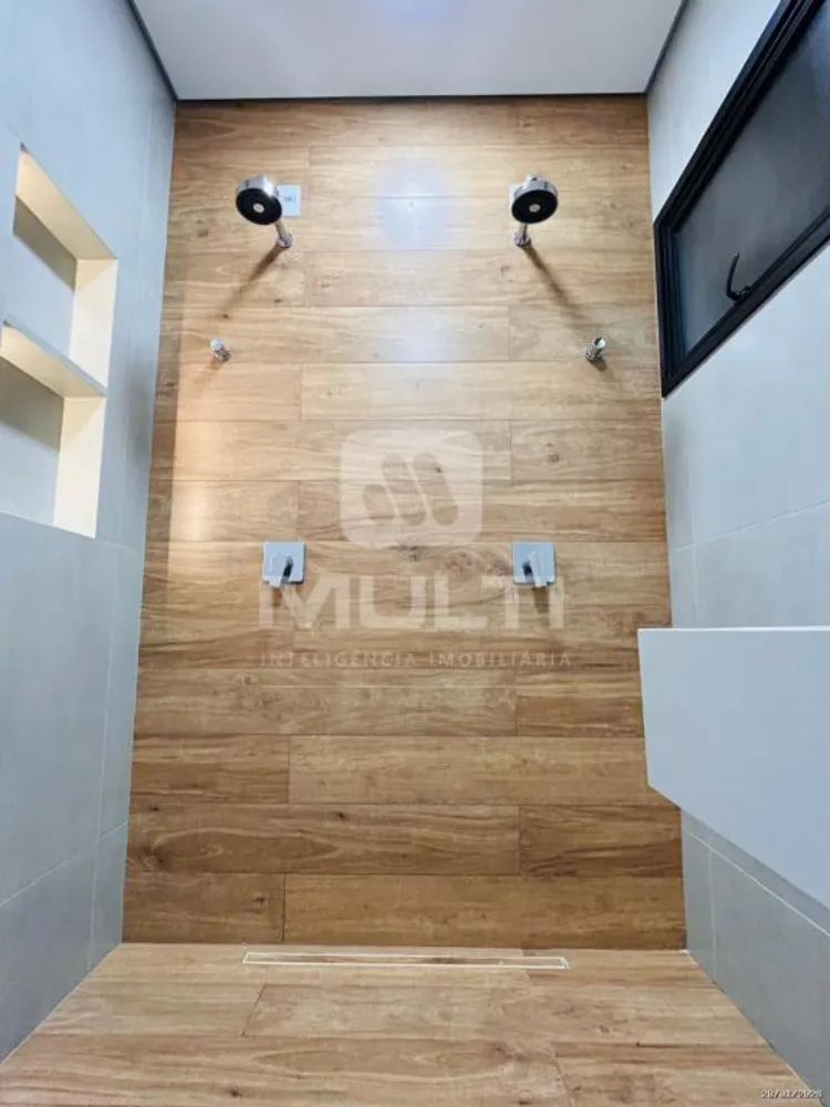 Casa, 3 quartos, 162 m² - Foto 1