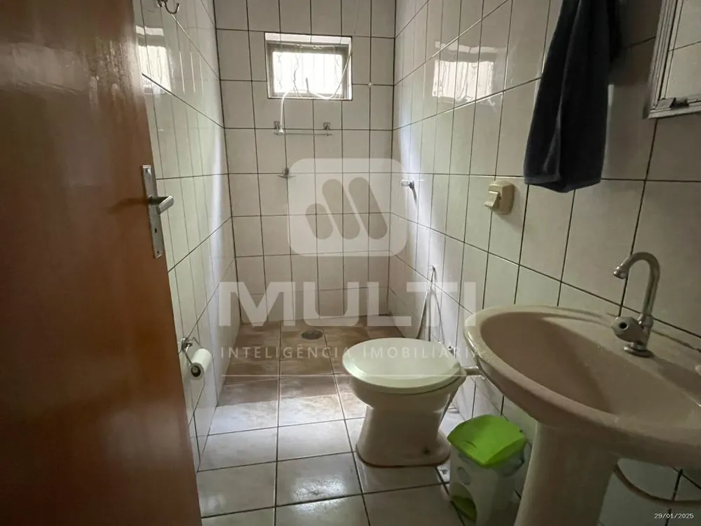 Casa, 3 quartos, 229 m² - Foto 3