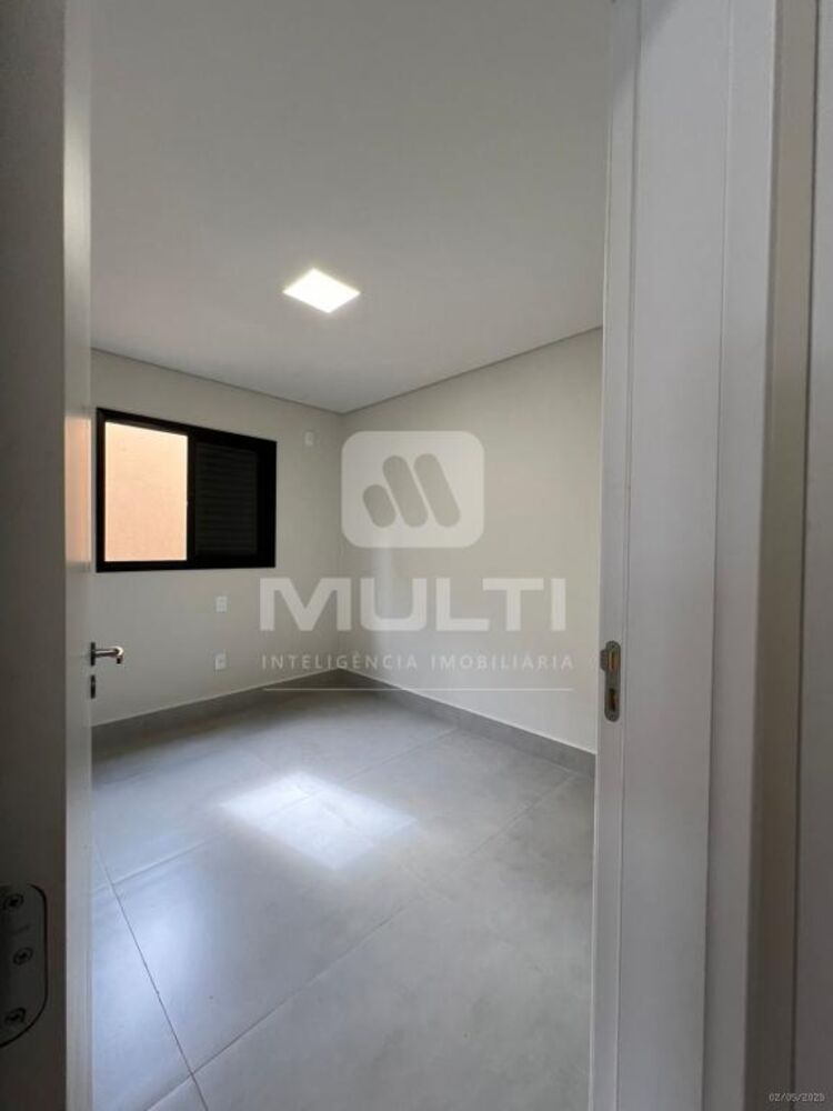Casa, 4 quartos, 145 m² - Foto 3