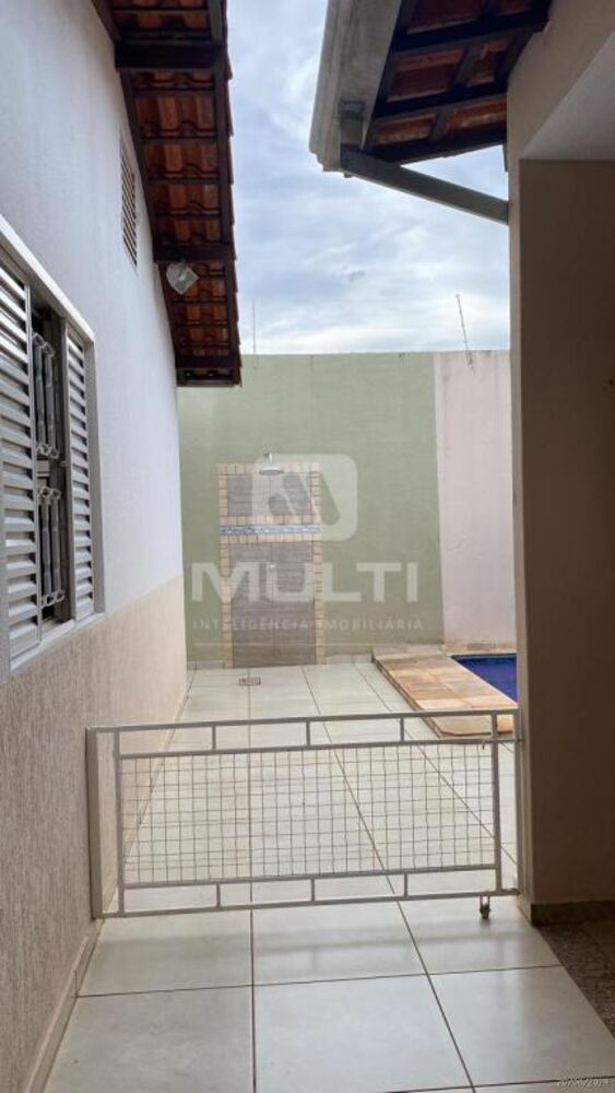 Casa, 3 quartos, 180 m² - Foto 2