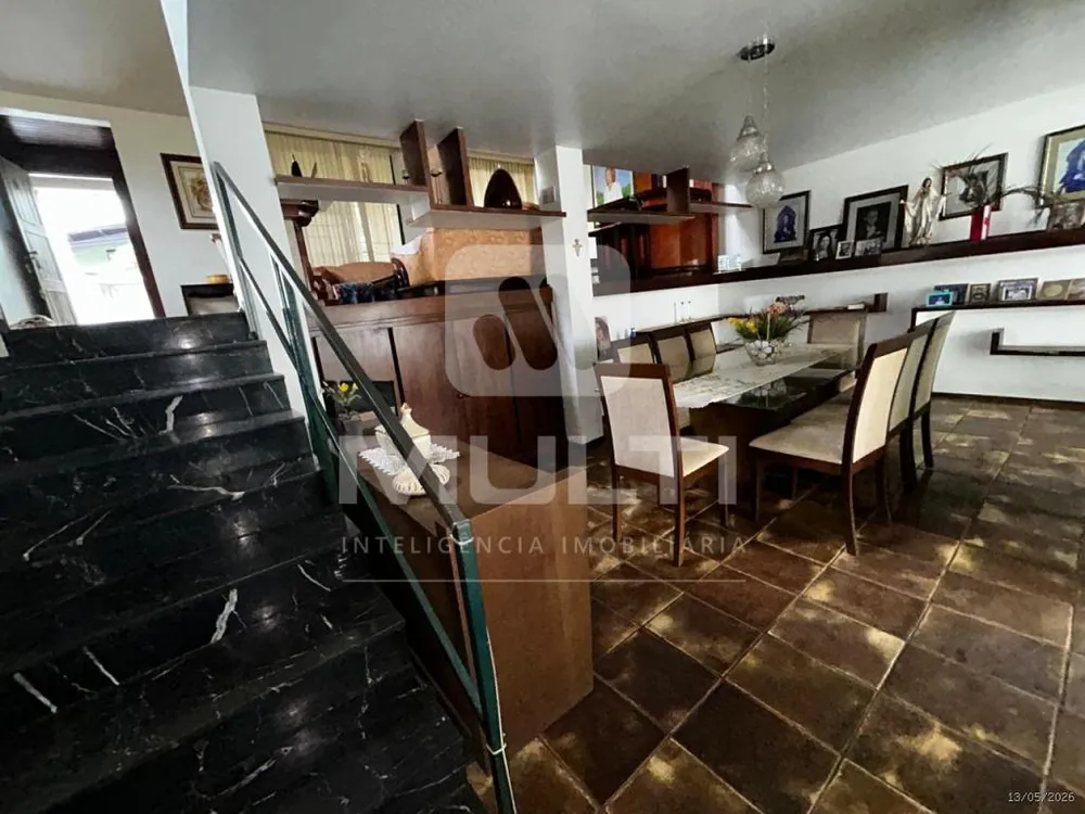 Casa, 4 quartos, 344 m² - Foto 1