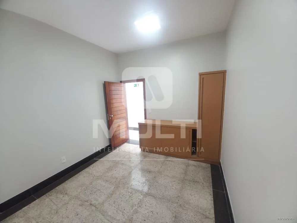 Casa, 1 quarto, 545 m² - Foto 2