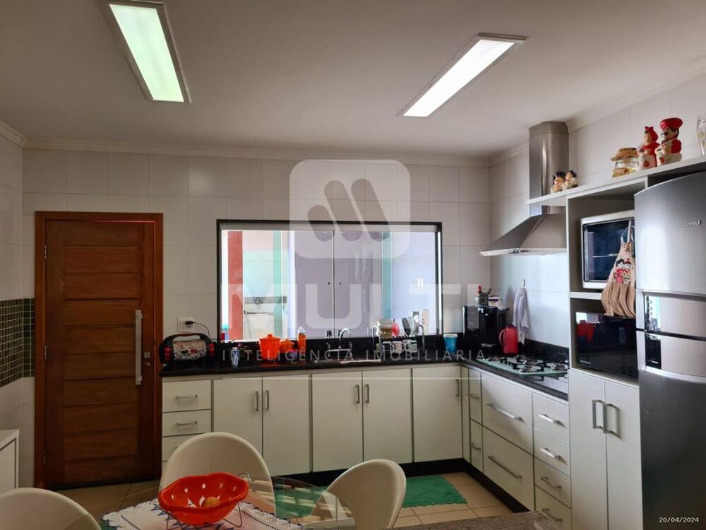 Casa, 3 quartos, 600 m² - Foto 14