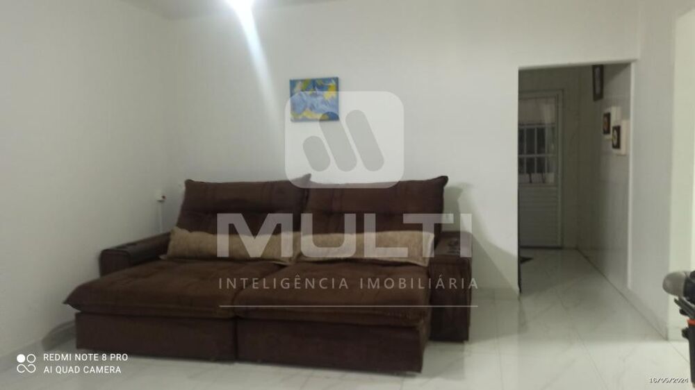 Casa, 4 quartos, 306 m² - Foto 1