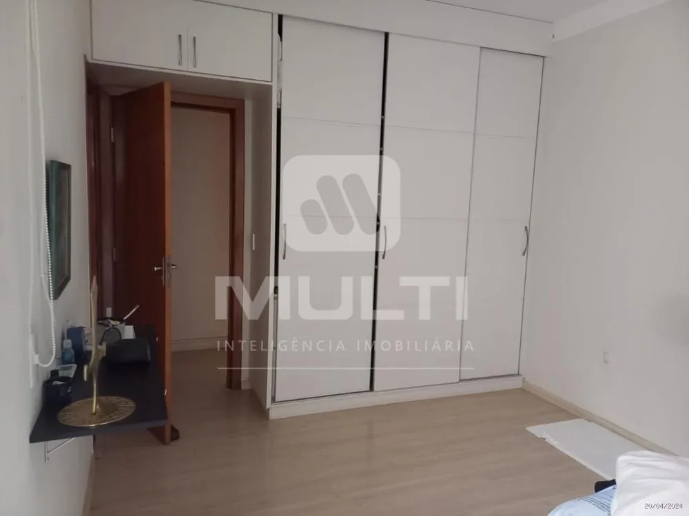 Casa, 3 quartos, 235 m² - Foto 7