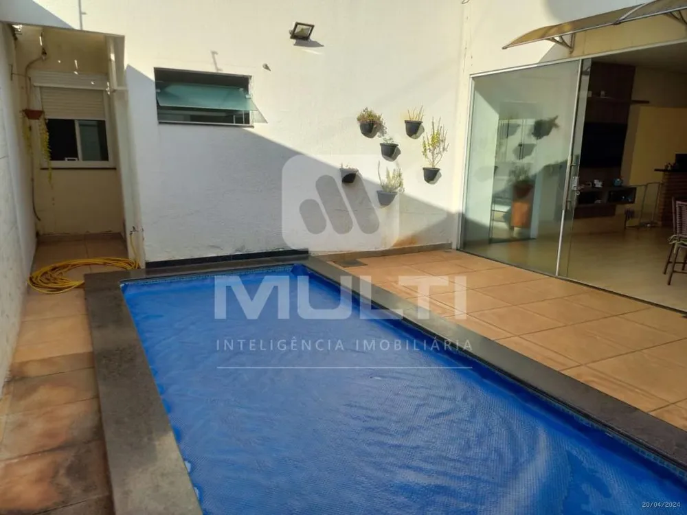 Casa, 3 quartos, 235 m² - Foto 10