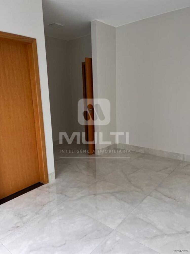 Casa, 3 quartos, 124 m² - Foto 4