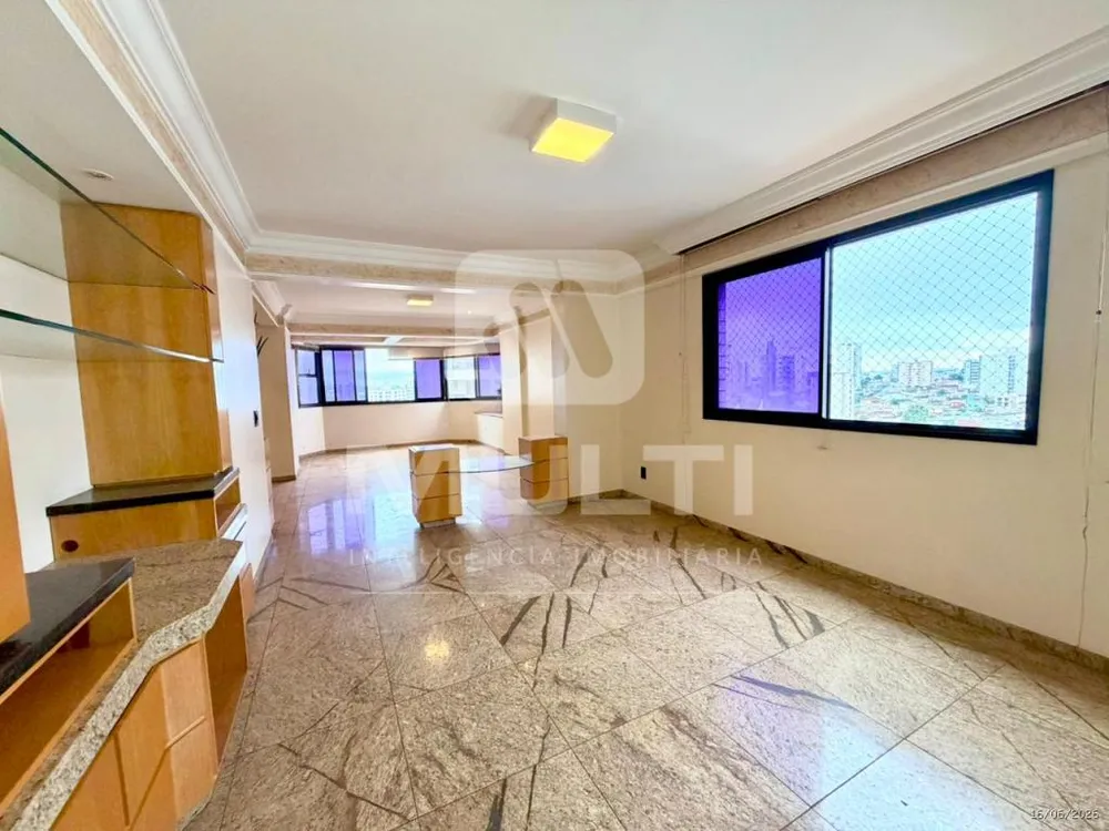 Apartamento, 4 quartos, 208 m² - Foto 1