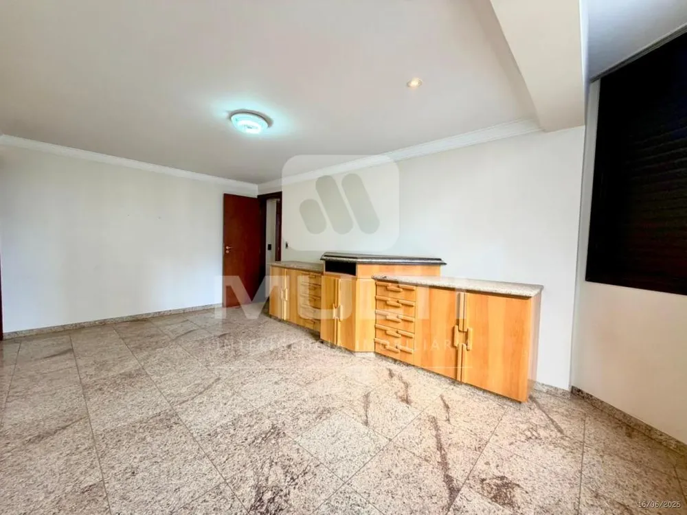 Apartamento, 4 quartos, 208 m² - Foto 6