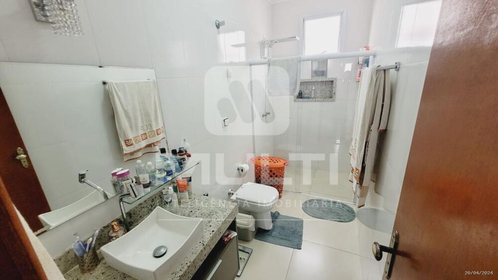 Casa à venda com 3 quartos, 144m² - Foto 12
