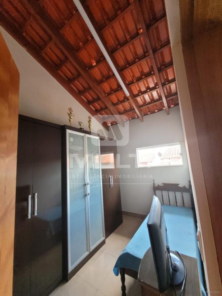 Casa, 3 quartos, 172 m² - Foto 4
