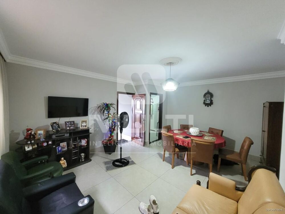 Casa, 3 quartos, 172 m² - Foto 5