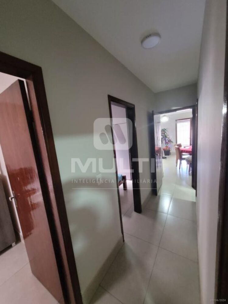 Casa, 3 quartos, 172 m² - Foto 1