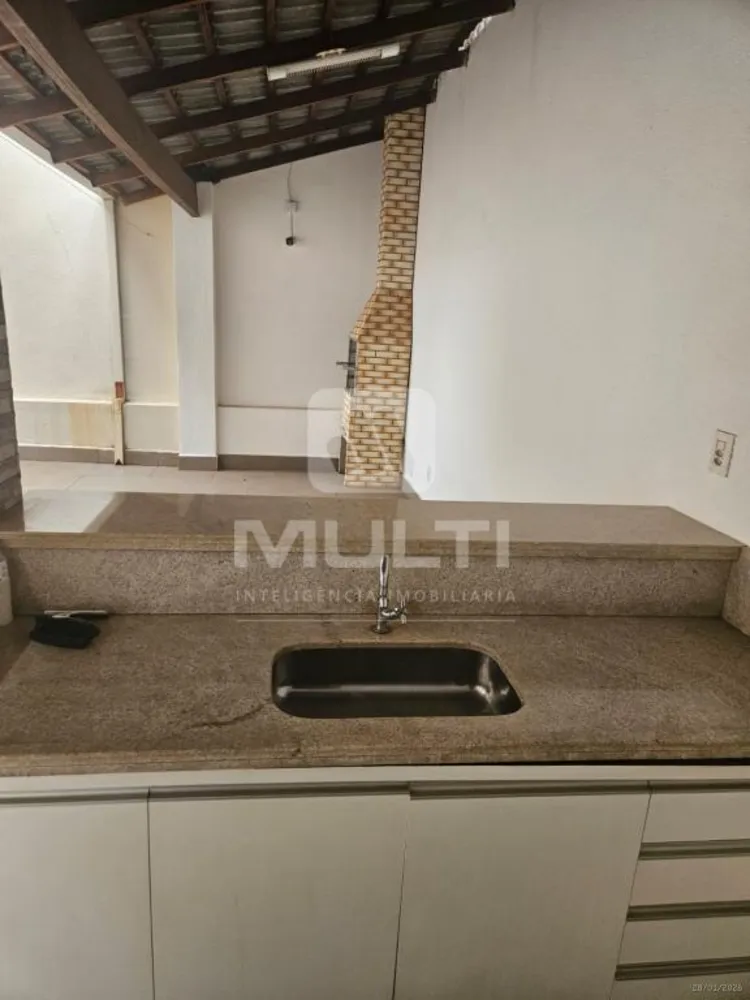 Casa, 3 quartos, 180 m² - Foto 3