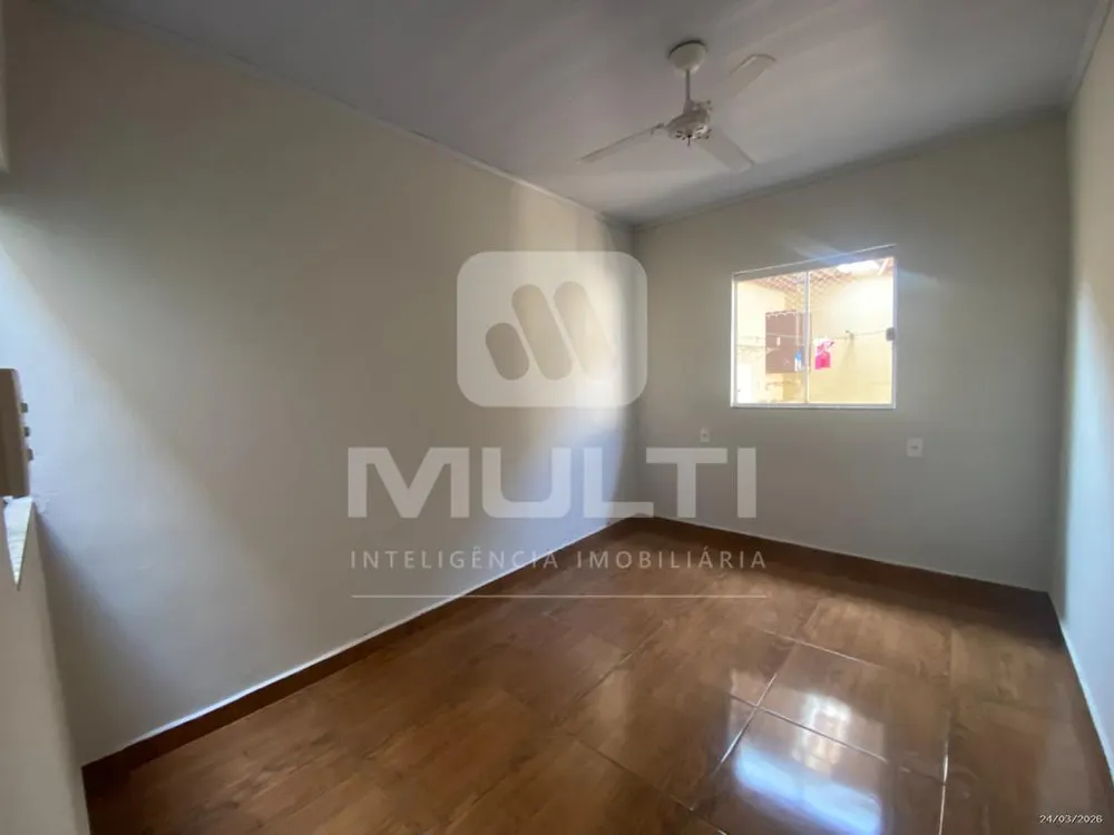 Casa, 5 quartos, 194 m² - Foto 1
