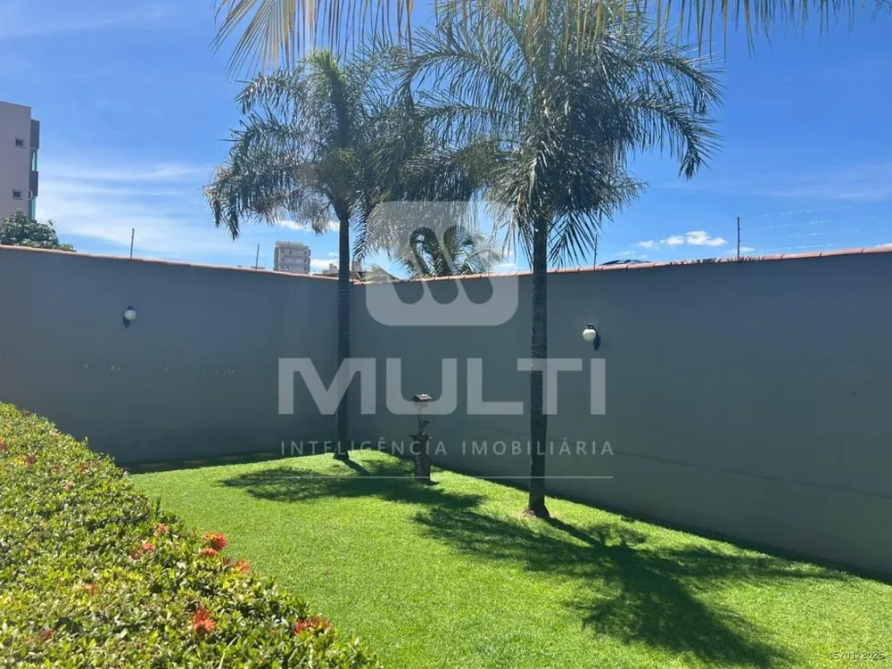 Casa, 3 quartos, 226 m² - Foto 6