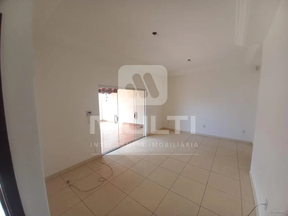 Casa, 3 quartos, 130 m² - Foto 3