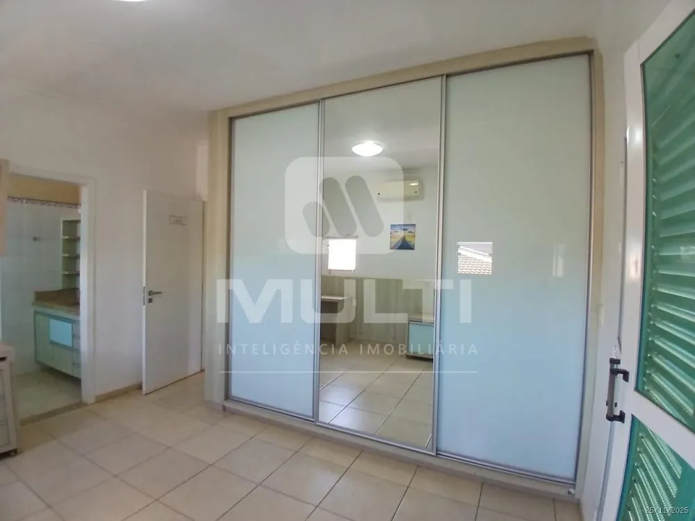 Casa, 3 quartos, 237 m² - Foto 11
