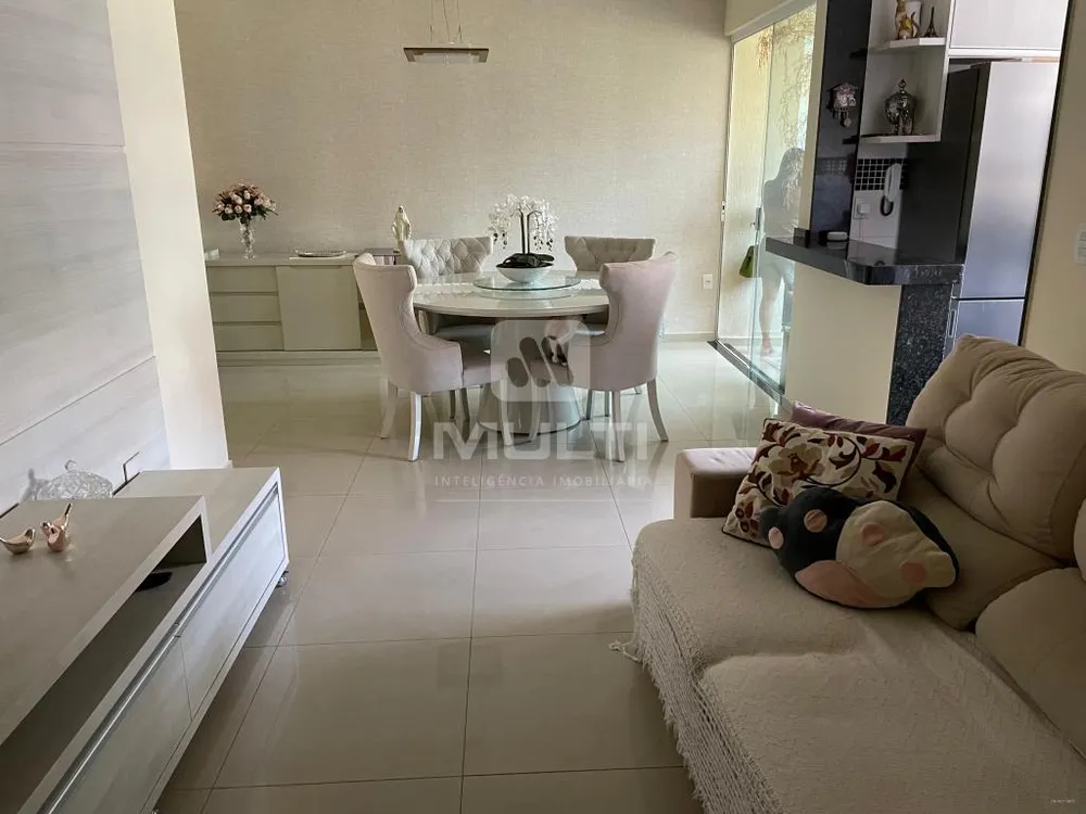 Apartamento, 3 quartos, 110 m² - Foto 1